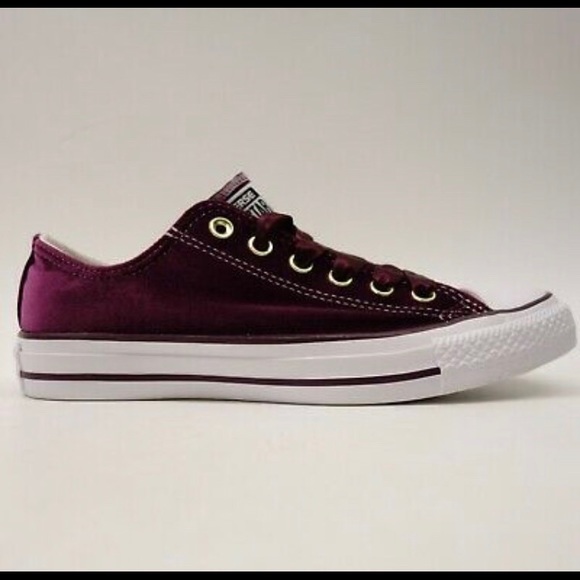 converse maroon converse maroon